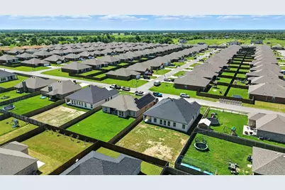 2414 Lauren St, Mabank, TX 75147 - Photo 35