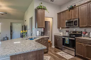 4028 Bravo Ranch Rd, Waco, TX 76705 - Photo 5