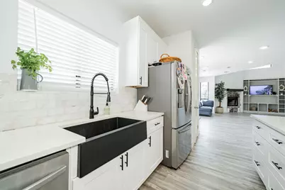 625 Country Oaks Lane, Greenville, TX 75401 - Photo 9