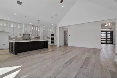 619 Stonehollow Drive, Shady Shores, TX 76208 - Photo 9