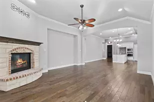 9804 Bitterroot Dr, Oak Point, TX 75068 - Photo 9