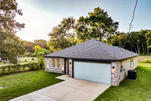 1116 Kingsway, Tool, TX 75143 - Photo 11