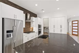 2329 Vagas St, Dallas, TX 75219 - Photo 7