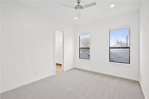 2329 Vagas St, Dallas, TX 75219 - Photo 13