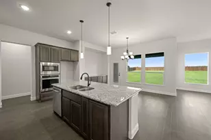 108 Red Fox Trl, Godley, TX 76044 - Photo 3