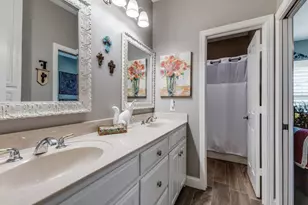 225 Pear Tree Ln, Collinsville, TX 76233 - Photo 17