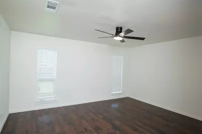 2214 Roundrock Drive, Carrollton, TX 75007 - Photo 17