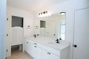 2214 Roundrock Dr, Carrollton, TX 75007 - Photo 19