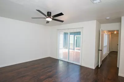 2214 Roundrock Drive, Carrollton, TX 75007 - Photo 15