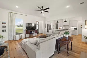 1028 Gatlin Cir, Springtown, TX 76082 - Photo 7