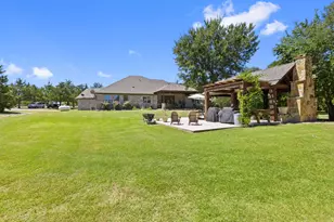 335 County Rd 4524, Whitewright, TX 75491 - Photo 29