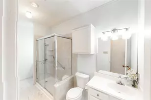 2101 Count Fleet Dr, Arlington, TX 76011 - Photo 15