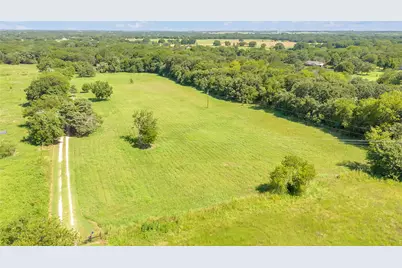 8855 County Road 107, Grandview, TX 76050 - Photo 35
