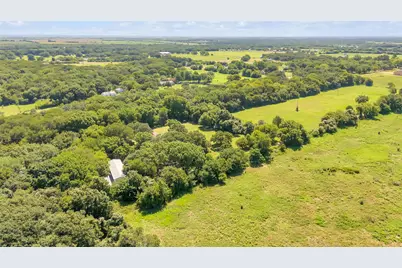 8855 County Road 107, Grandview, TX 76050 - Photo 39