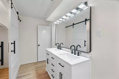 102 Lakecrest Place, Waxahachie, TX 75165 - Photo 17