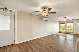 2637 Shoreline Ct, Weatherford, TX 76087 - Photo 9