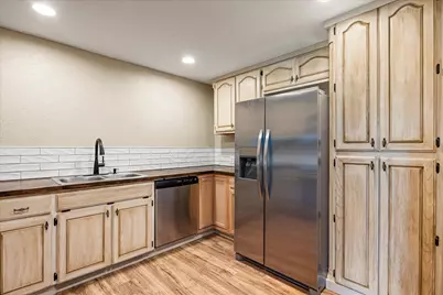 2637 Shoreline Court, Weatherford, TX 76087 - Photo 15