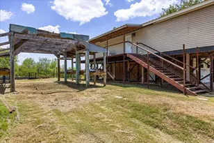 2637 Shoreline Ct, Weatherford, TX 76087 - Photo 5