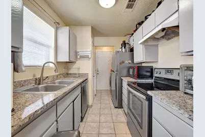 1706 Windsong Lane, Irving, TX 75060 - Photo 15