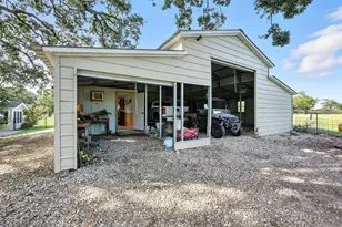 294 Wolfcreek Rd, Valley View, TX 76272 - Photo 35