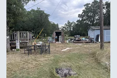 202 Salt Creek Road, Springtown, TX 76082 - Photo 9
