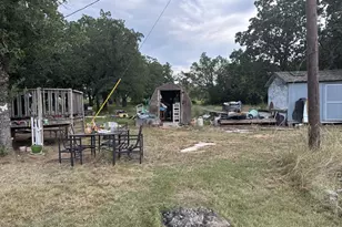 202 Salt Creek Rd, Springtown, TX 76082 - Photo 9