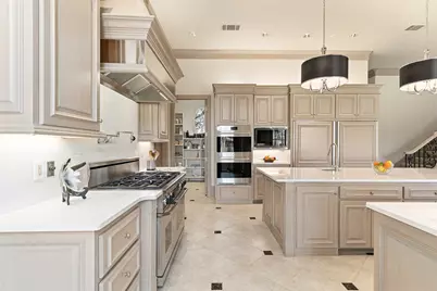 1600 Nelson Drive, Irving, TX 75038 - Photo 11