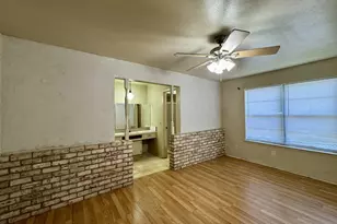 408 NW Douglas St, Burleson, TX 76028 - Photo 19