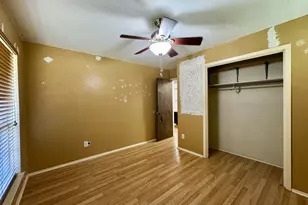 408 NW Douglas St, Burleson, TX 76028 - Photo 27