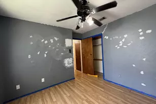 408 NW Douglas St, Burleson, TX 76028 - Photo 23