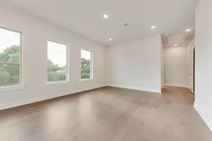 921 Ash Rd, Plano, TX 75075 - Photo 11