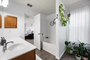 5325 Chessie Cir, Haltom City, TX 76137 - Photo 23