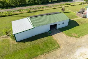 6338 Fm 933, Blum, TX 76627 - Photo 23