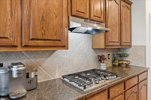 9610 Broadmoor Ln, Rowlett, TX 75089 - Photo 9