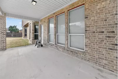 2904 Crystal Way, Grand Prairie, TX 75052 - Photo 25
