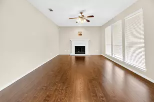 2904 Crystal Way, Grand Prairie, TX 75052 - Photo 5