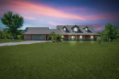 7516 Fm 121, Van Alstyne, TX 75495 - Photo 1