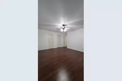 808 Wilmor Court, Arlington, TX 76018 - Photo 13