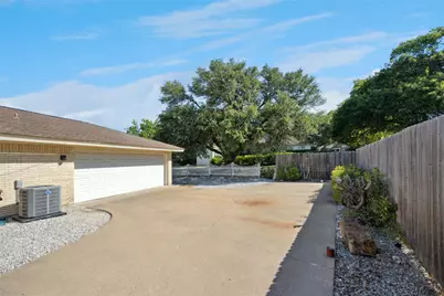 7800 Regatta Court, Fort Worth, TX 76179 - Photo 33