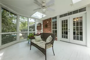 426 Moran Dr, Highland Village, TX 75077 - Photo 3