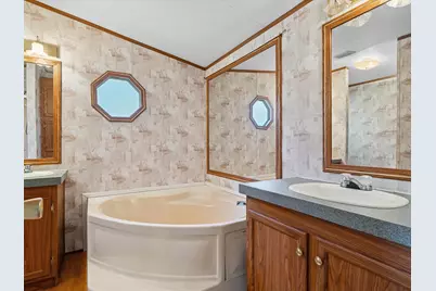 476 Airway Avenue, Tyler, TX 75704 - Photo 7