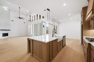 4312 Sandbrock Pkwy, Aubrey, TX 76227 - Photo 7