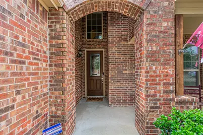 5721 Diamond Valley Drive, Fort Worth, TX 76179 - Photo 3