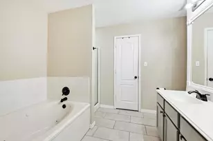 1016 Ridgetop Dr, Justin, TX 76247 - Photo 19