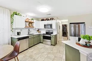 1016 Ridgetop Dr, Justin, TX 76247 - Photo 5