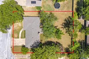 148 Royal Ln, Commerce, TX 75428 - Photo 37