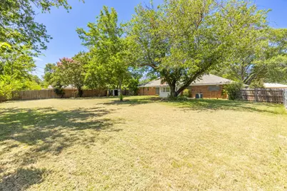 148 Royal Lane, Commerce, TX 75428 - Photo 33