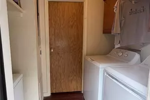 1027 Glenbrook Dr, Pecan Hill, TX 75165 - Photo 5