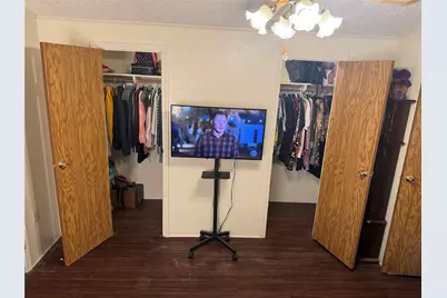 1027 Glen Brook Drive, Pecan Hill, TX 75165 - Photo 11