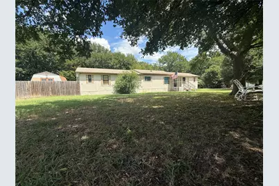 1027 Glen Brook Drive, Pecan Hill, TX 75165 - Photo 1